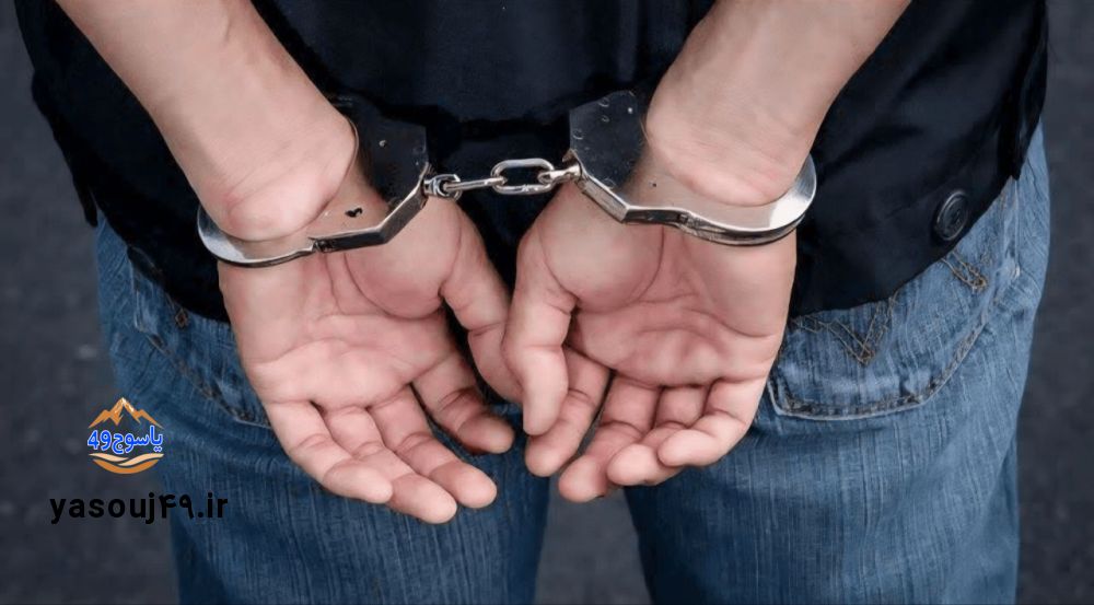 کدام بازیکن فوتبال در مرزهای غربی دستگیر شد؟