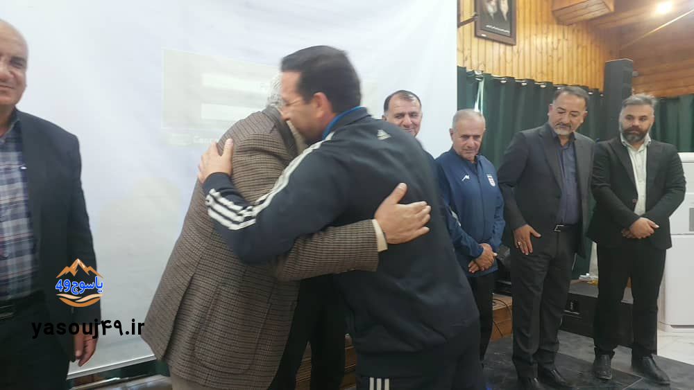 مربی‌گری Aآسیا یاسوج