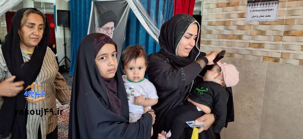 لالایی عاشورایی مادران در مسجدالنبی یاسوج