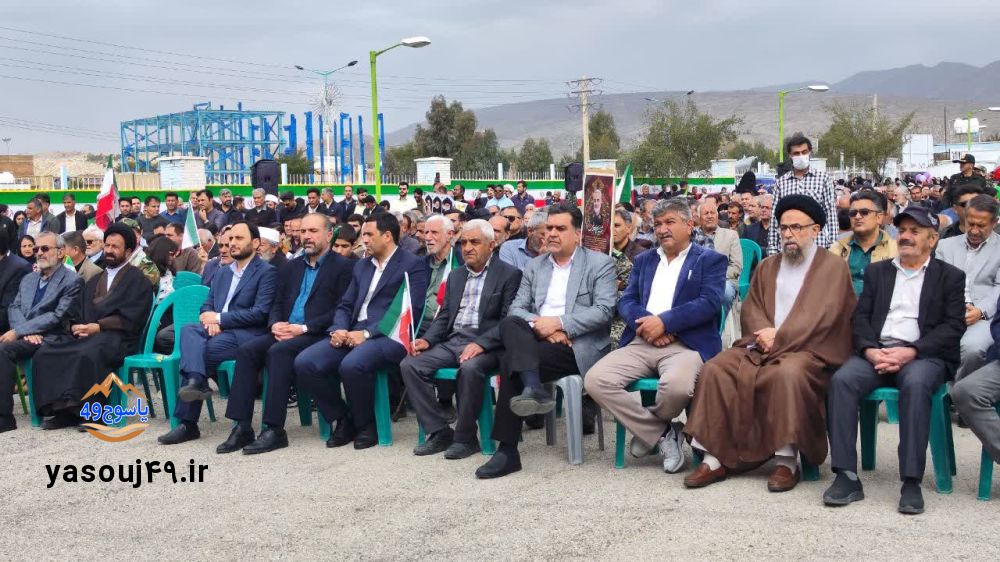 تصویر| راهپیمایی مردم گچساران در ۲۲ بهمن ۱۴۰۴