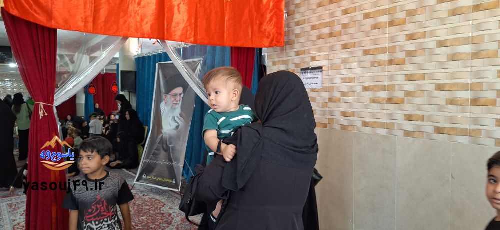 لالایی عاشورایی مادران در مسجدالنبی یاسوج