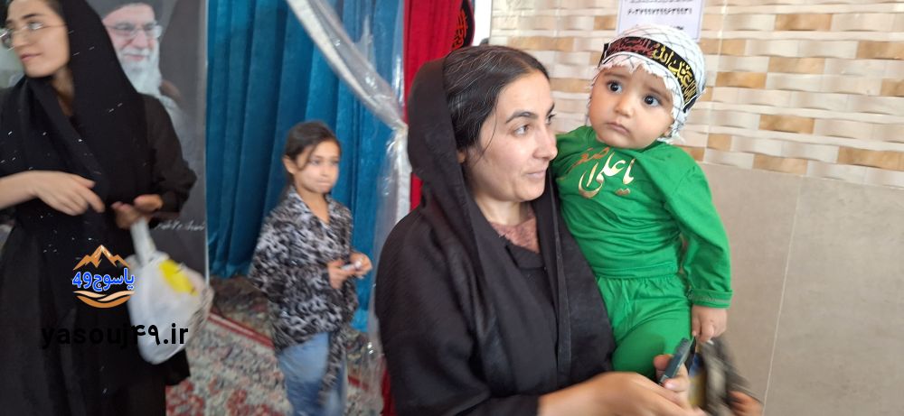 لالایی عاشورایی مادران در مسجدالنبی یاسوج