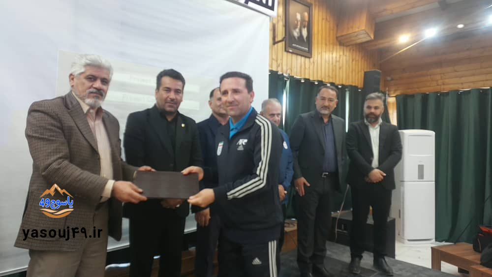 مربی‌گری Aآسیا یاسوج